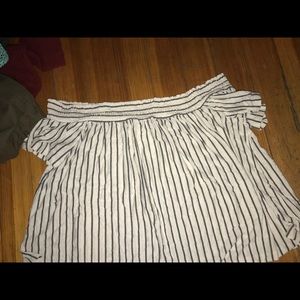 American eagle off the shoulder blouse